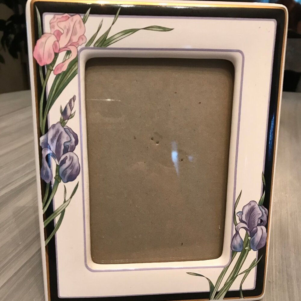 Vintage Terragrafics Porcelain Picture Frame With Glass